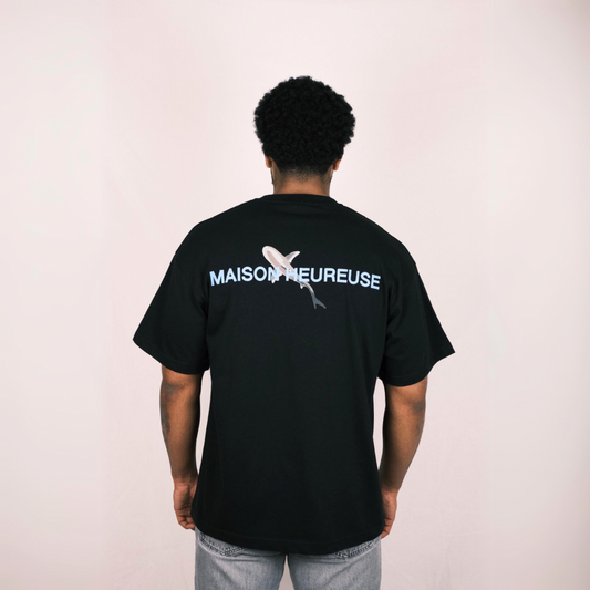 THE SHARK TEE